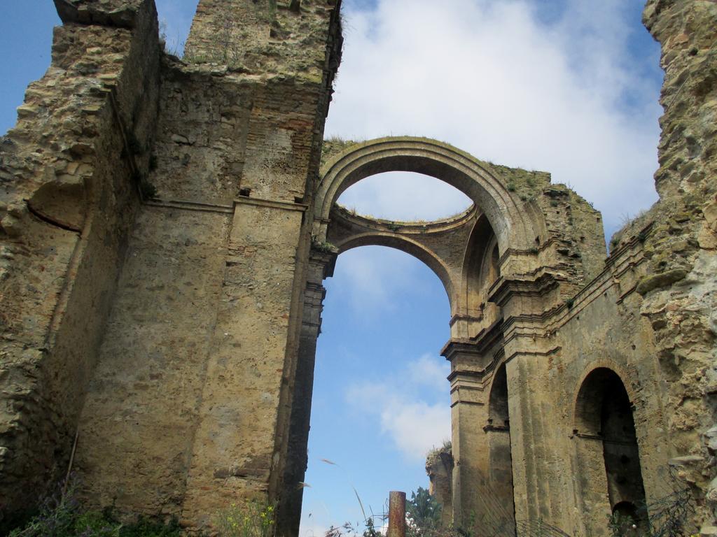 Vacanza Alla Chiesa Diruta Grottole Екстер'єр фото